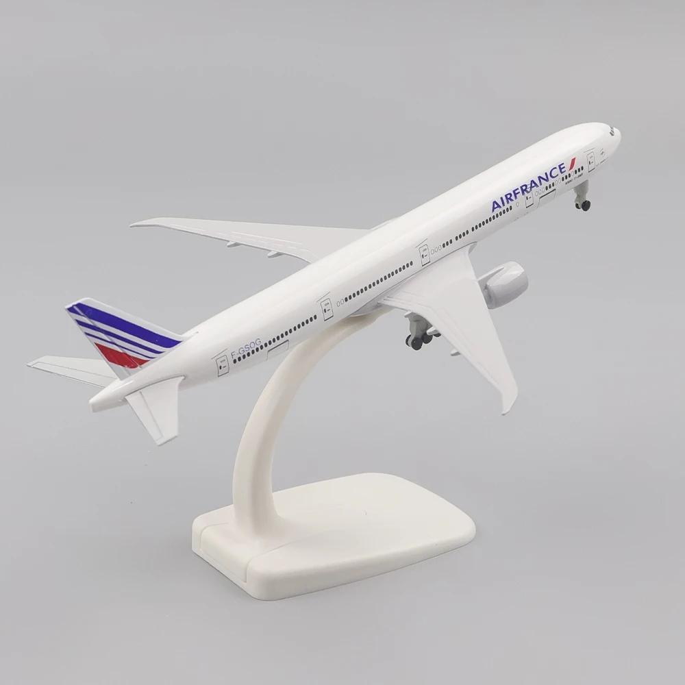 20cm B777 Aircraft Diecast 777 Air France Airliner Model Simulation Alloy Toys and Ornaments Crafts Gifts Collectible