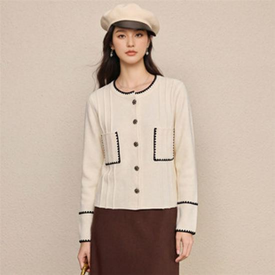 2025 Autumn/Winter New Arrival: Heavy-Duty 100% Wool Knit Sweater with 3D Peony Embroidery, Round Neck & Long Sleeves
