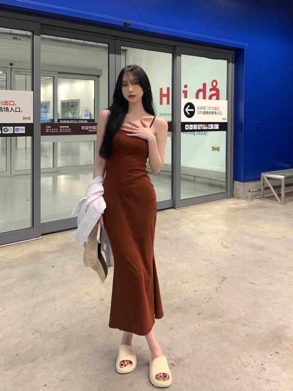 Women's Spaghetti Strap Sleeveless Mermaid Dress Slim Fit High Waist Sweet Fresh Bodycon Maxi Dress Solid Polyester Summer Casual Outfit