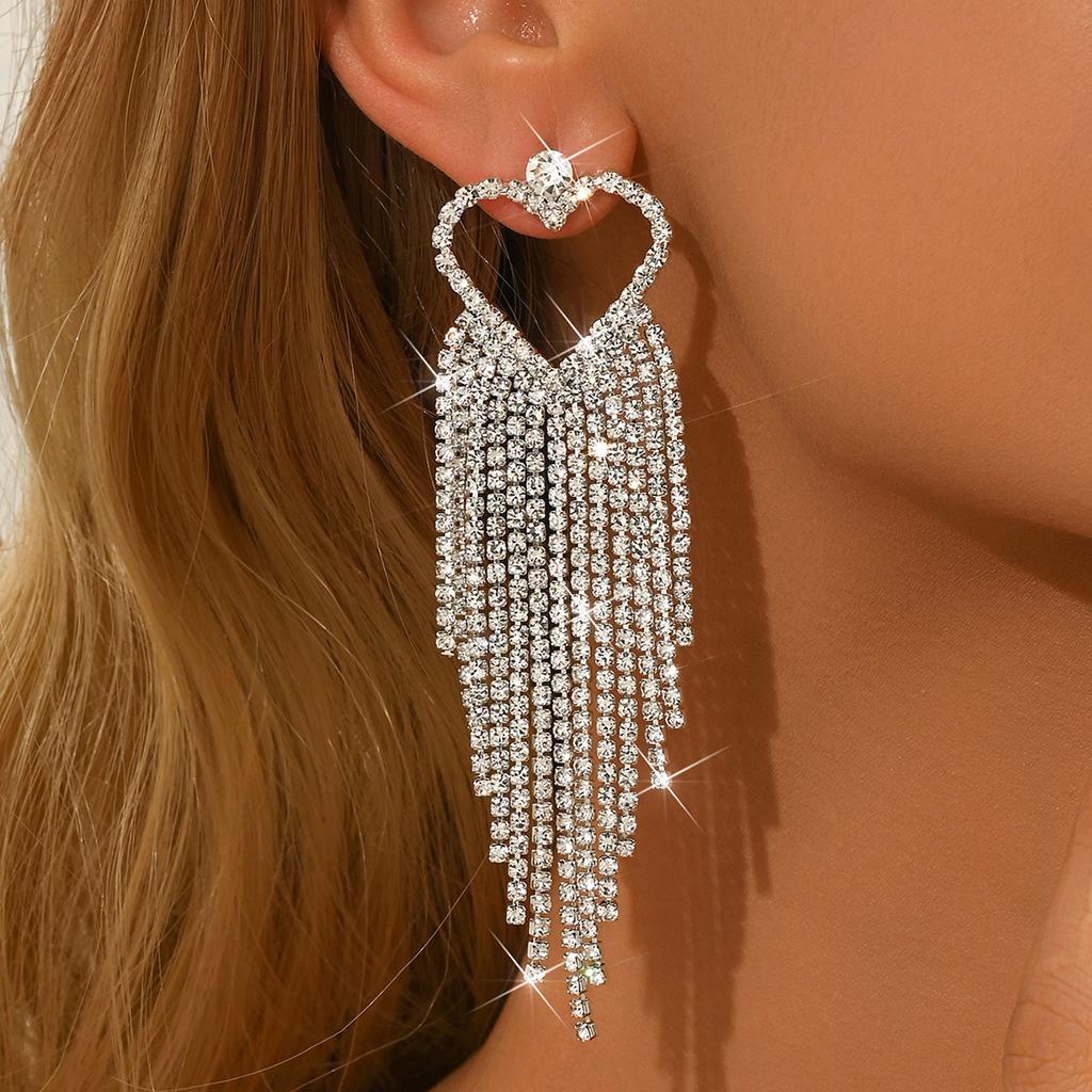 Cross border new fashionable heart earrings, feminine temperament, luxurious diamond studded earrings, earrings