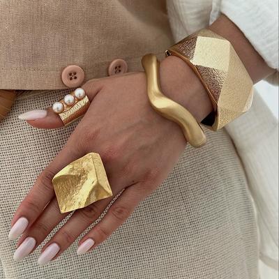Luxus Vintage Hip Hop Metall Armreifen Punk Gold Kupfer Farbe Geometrische Feder Armreifen Für Frauen Armband Männer Schmuck