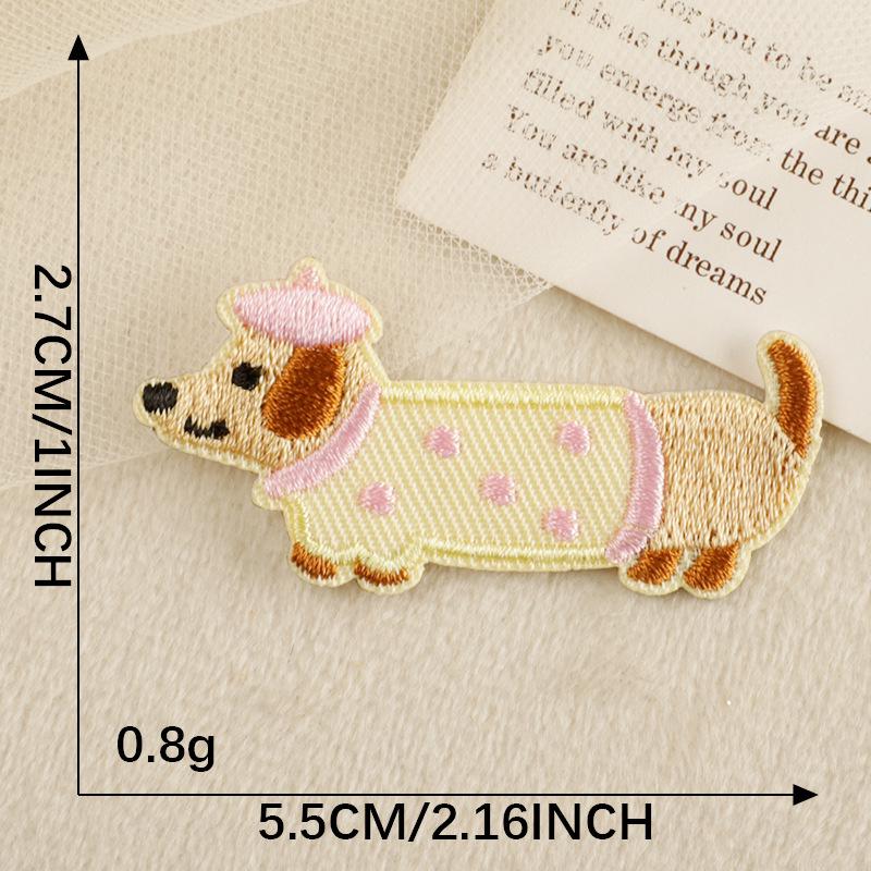 

Самоклеящаяся нашивка в виде собаки-колбаски - симпатичный аксессуар для мобильного телефона и одежды своими руками