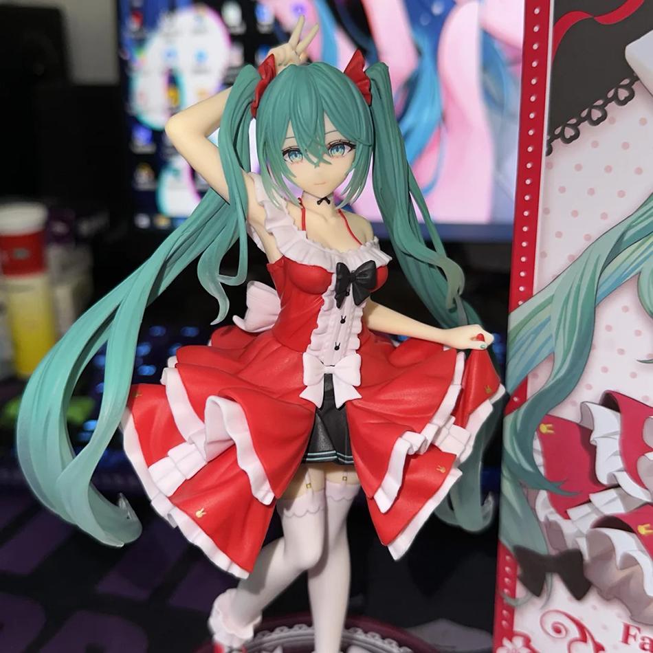 New Original Hatsune Miku Hatsune PVC Action Fashion Lolita Doll Anime Figures Model Toys Gifts 18cm