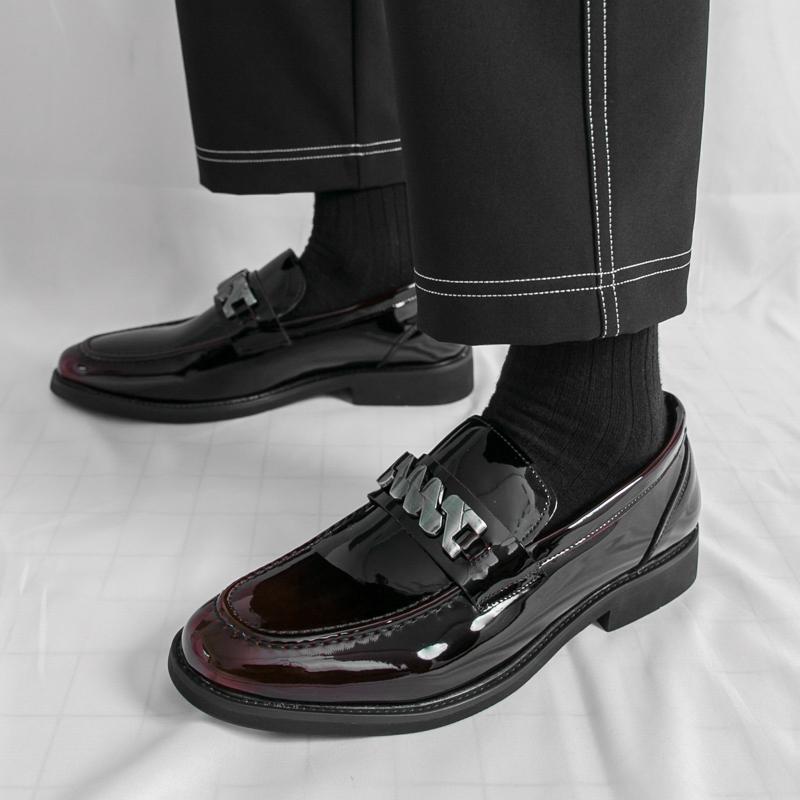 Fashion Spring Men's Breathable Pointed Block Shoes Luxury Brand Men's Patent Leather Comfortable Banquet Business Casual Leather Shoes