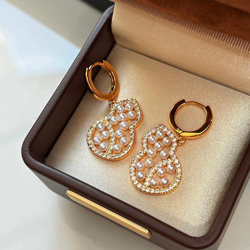 Chinese style Fulu gourd crystal pearl earrings high-end fashion hollow earrings niche design versatile earrings