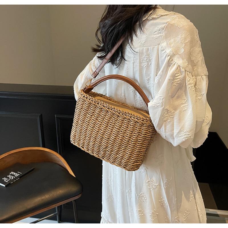 Large Capacity Bag Women's Summer New Crossbody Woven Straw Bag Leisure Seaside Vacation Beach Bag