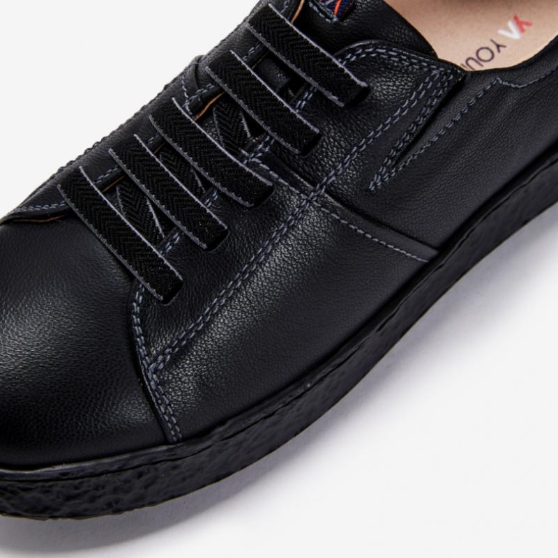 Young Age Women Goat Leather Lightweight Bumpy Sneakers Black