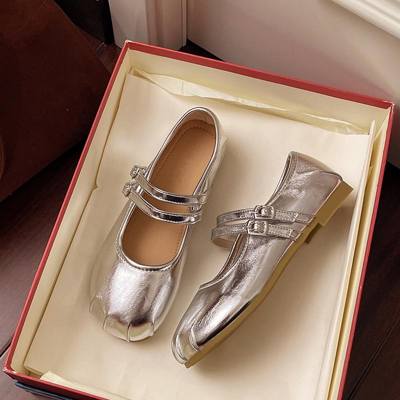 Fashion single shoes 2025 summer new round head shallow mouth Korean version small fresh flat shoes Doudou shoes women's shoes