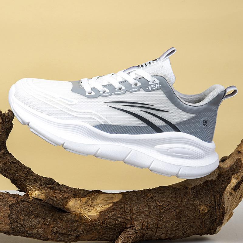 

Spring and Autumn mesh sneakers men s large size 2025 new senior teenager junior high school students soft-soled cushioning running shoes 45