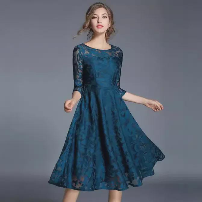 Übergröße Spitzen-Swingkleid mit Dreiviertelärmeln - Europäischer & Amerikanischer Stil, Slim Fit für Frühling und Herbst