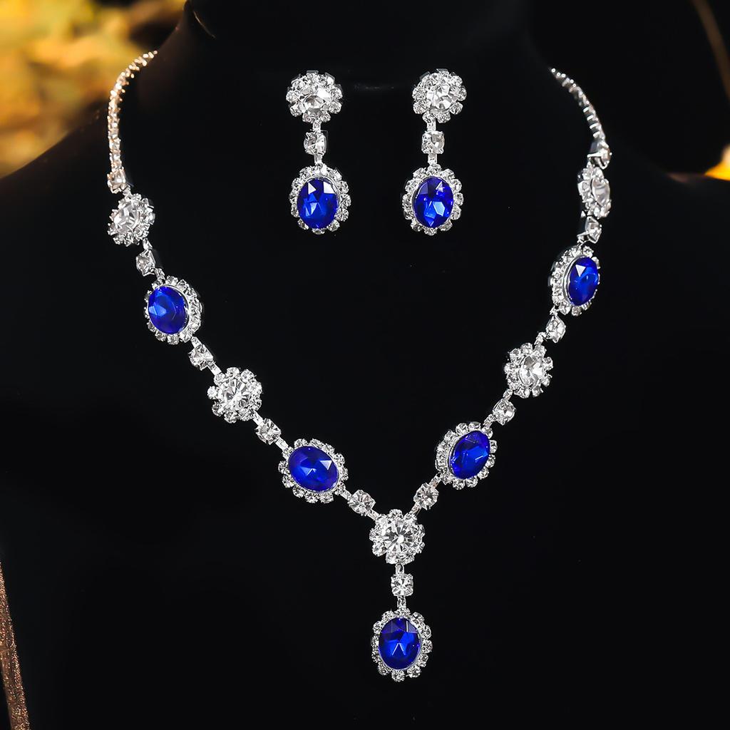 Luxury Shiny Rhinestone Necklace Earrings Two-piece Set High-end Necklace Earrings
