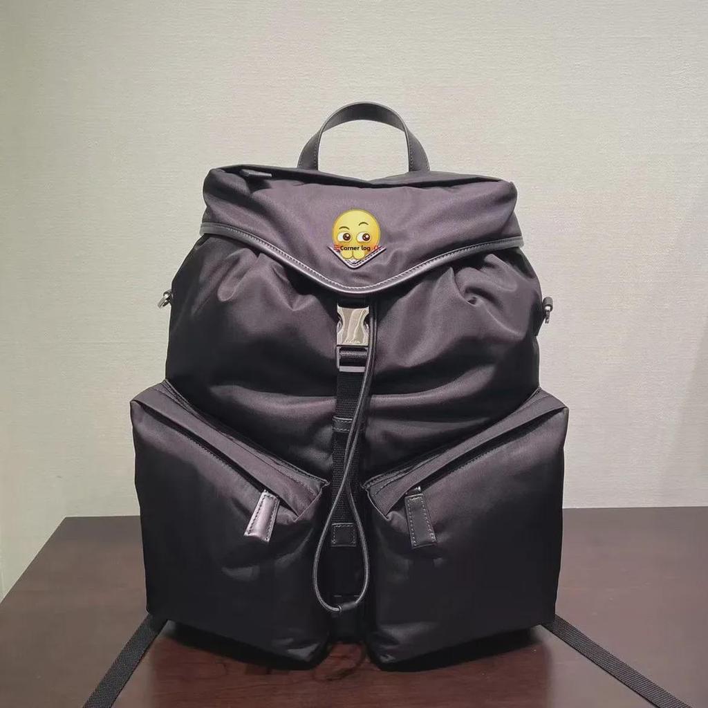 P's New VZ111 Waterproof Nylon Backpack - Large Capacity, Leisure & Sports Design for Laptops