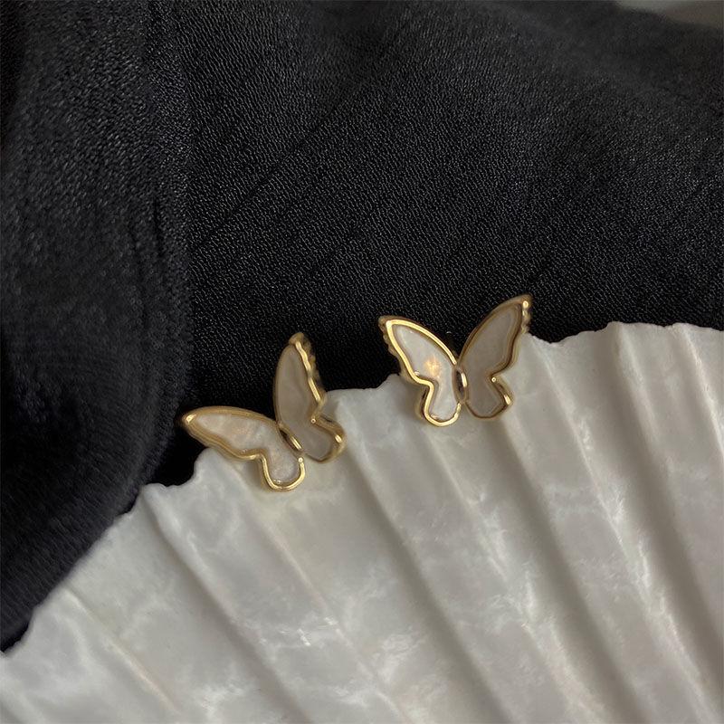 New Simple Butterfly Cute Versatile Earrings White Dripping Oil Fresh Stud Earrings