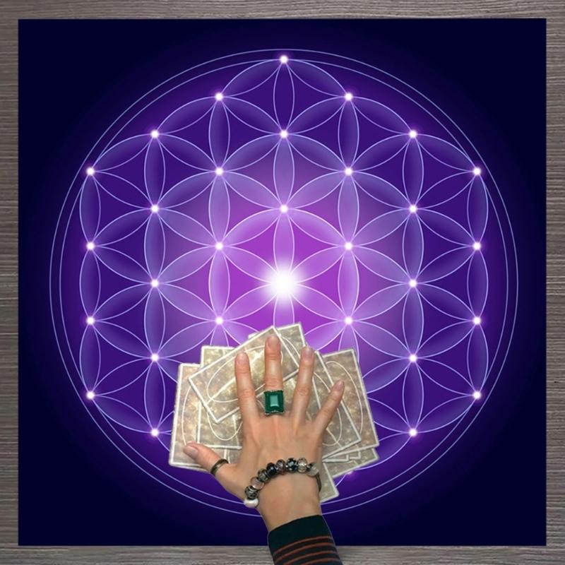 60x60cm Tarots Table Altar Cloth Metaphysical Board Game Mat Pendulum Divination Altar Tablecloth Board Game Cards Pad