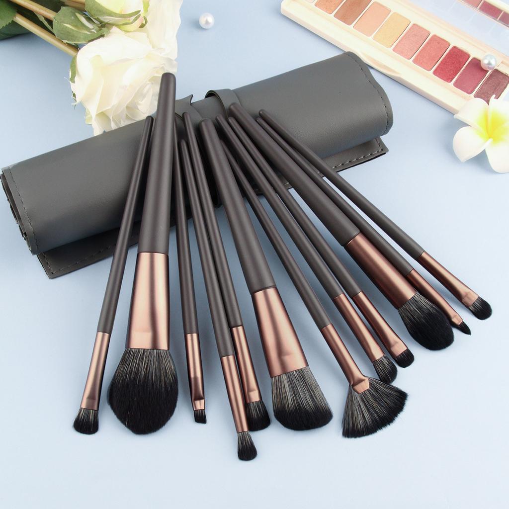 12 Makeup Brushes, High-end Makeup Tool Set, Full Set with Brush Bag, Scholar Eye Brush, Powder Brush, Detail Brush.