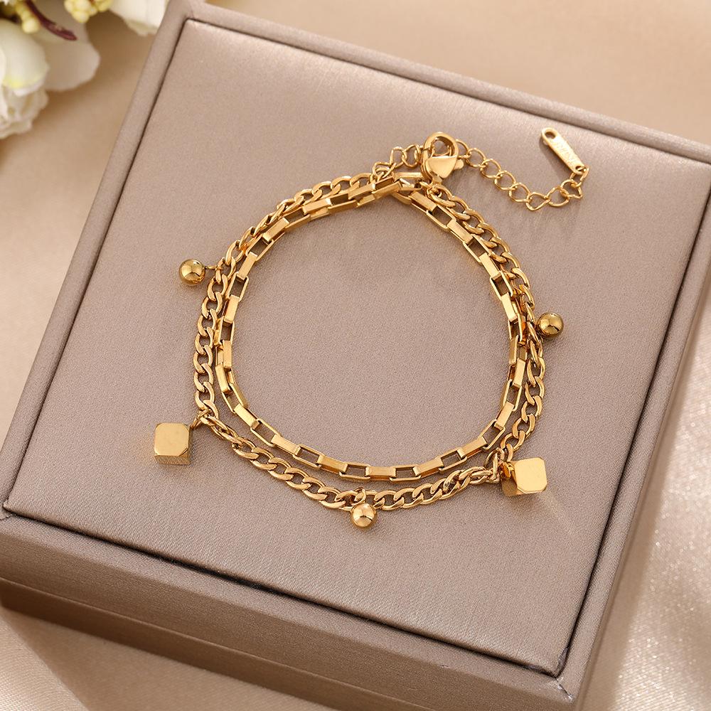 Luxe Titanium Staal Vierbladig Klaver Armband in Koreaanse Stijl met Ingelegde Diamanten voor Vrouwen - Kleurvast