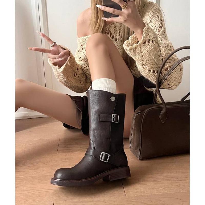 Autumn and winter leather women's boots solid color sleeve middle heel round head large tube circumference versatile large size leather boots medium 