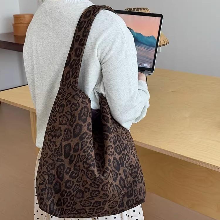 Autumn And Winter Suede Leopard Print Bag Women'S Fashion Versatile Retro Casual Commuter Shoulder Tote Bag