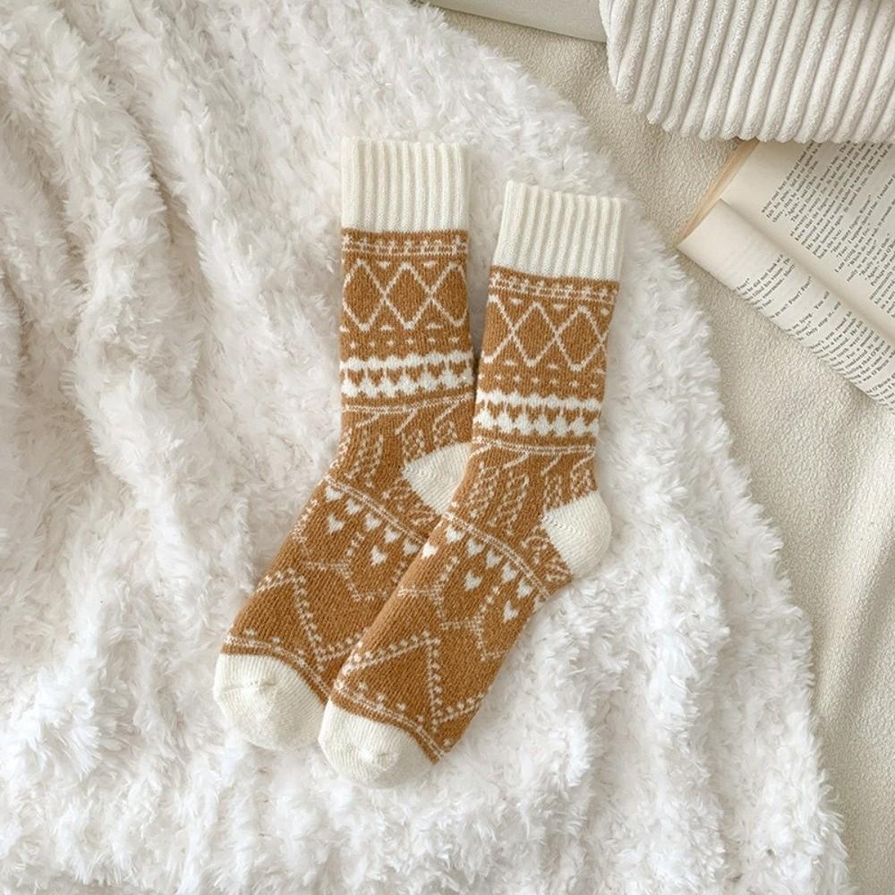 Diamond Pattern Winter Socks Ethnic Style Cold-proof Socks Home Sleep Floor Socks Autumn Winter