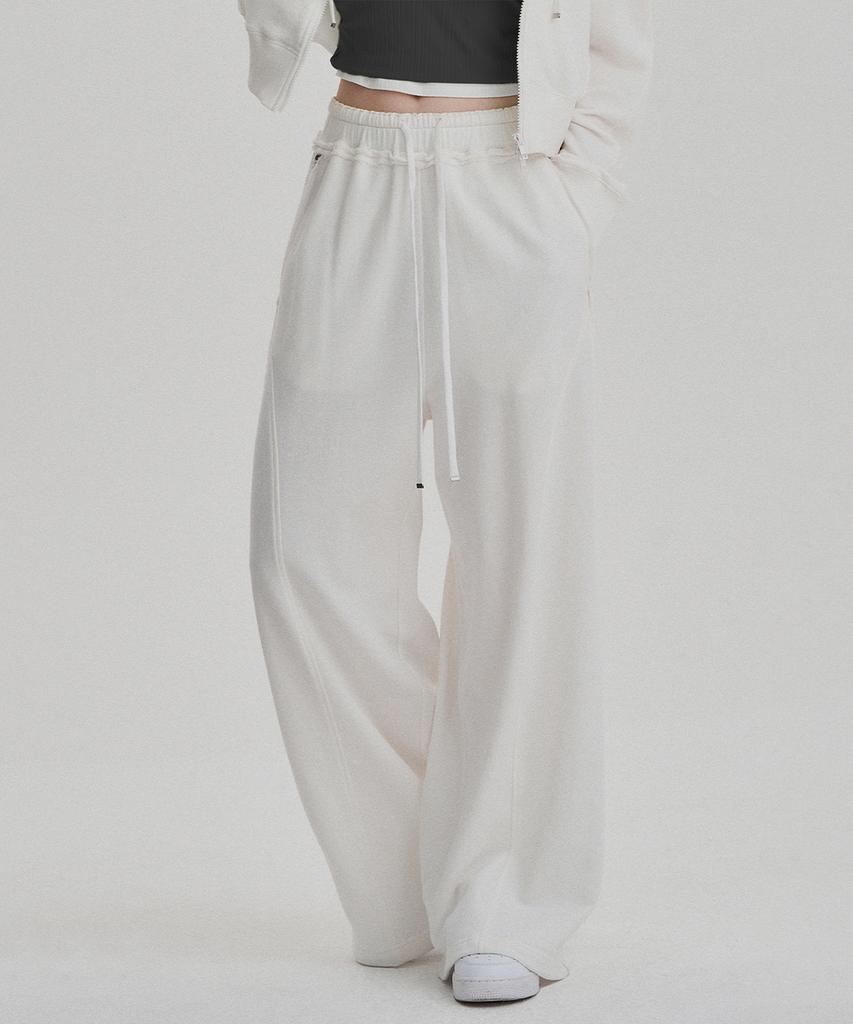 Jenyujeu Studded Button Pants - White