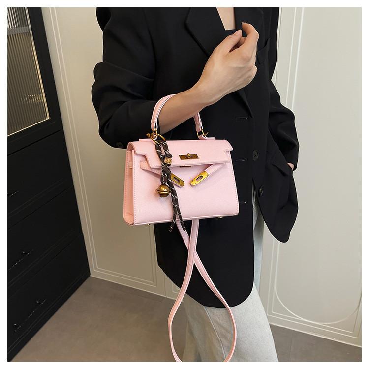 IELGY Ladies Messenger Bag All-Match Simple Commuter Portable