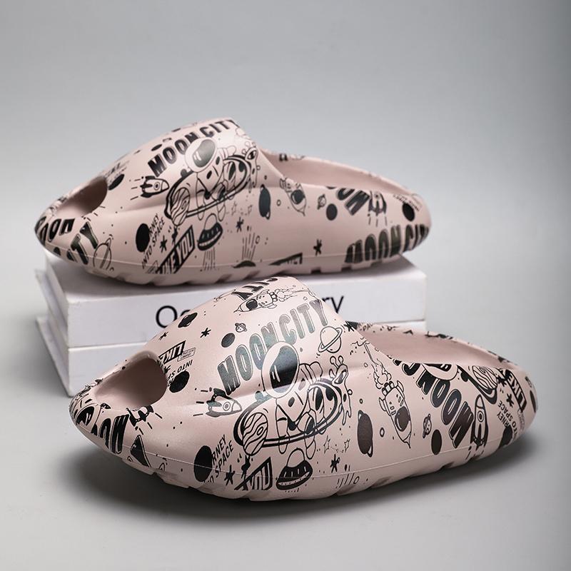 New Summer Couple Outerwear Sports Fashion Leisure Men and Women Beach Non-slip Flip Flops