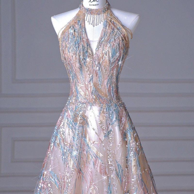 High-End French Halter Neck Evening Gown - 2026 Light Luxury Bridal Banquet Dress