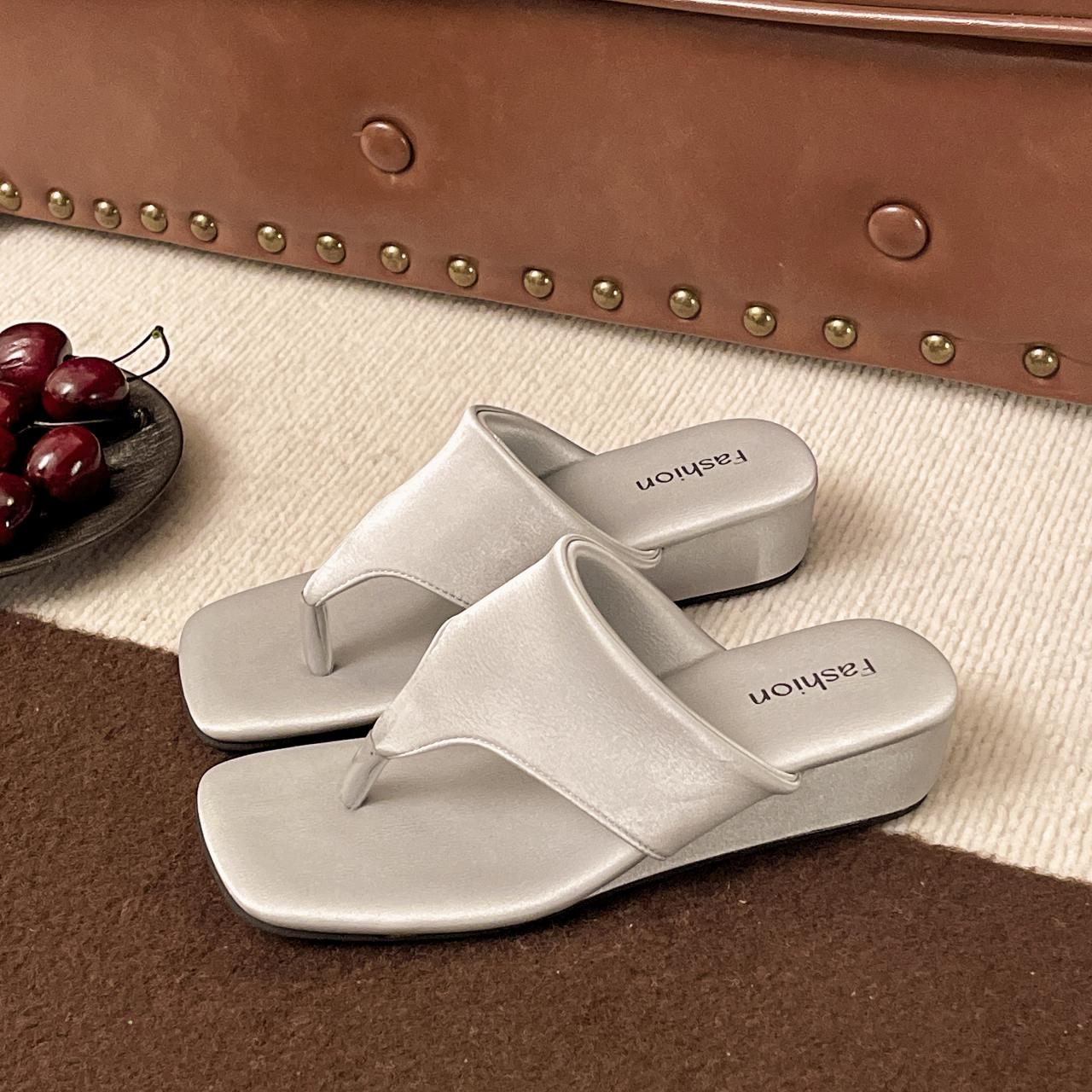 

Fashion Brand Design Leatherette Clip-on Wedge Sandals Woman Square Toe Platform Flip Flops Ladies Summer Bling Slipper Shoes In Silver 39 серебряный