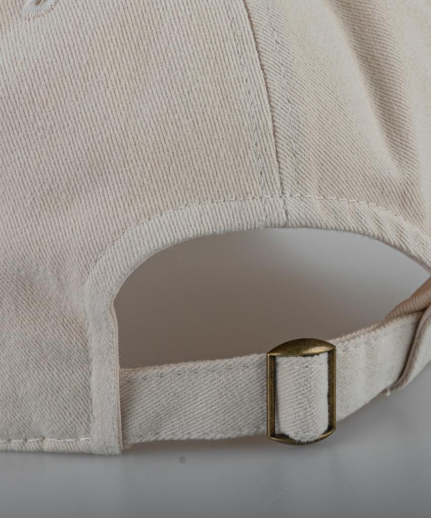 Bichiseuaenkeulim Santa Monica Cotton Ball Cap-Light Beige