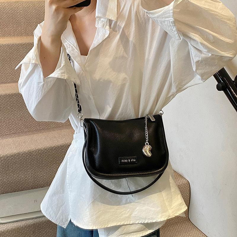 New Versatile Underarm Bag Women's Fashion Shoulder Crossbody Bag