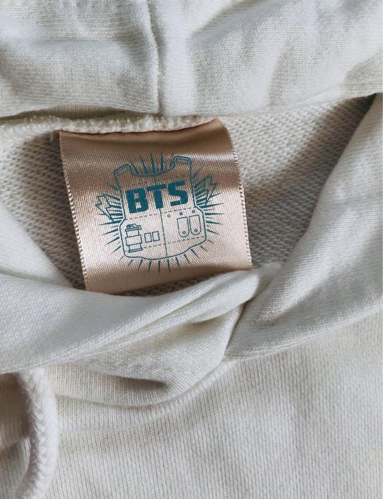 [USED] BTS BEGINS Hoodie White Sweatshirt
