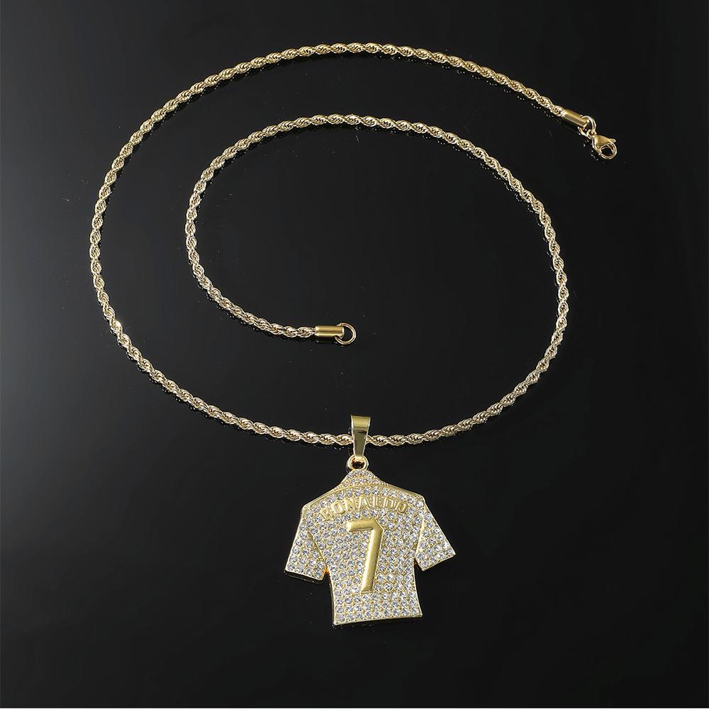 Ronaldo No. 7 Jersey Necklace for Men’s Football Player Memorial Necklace
