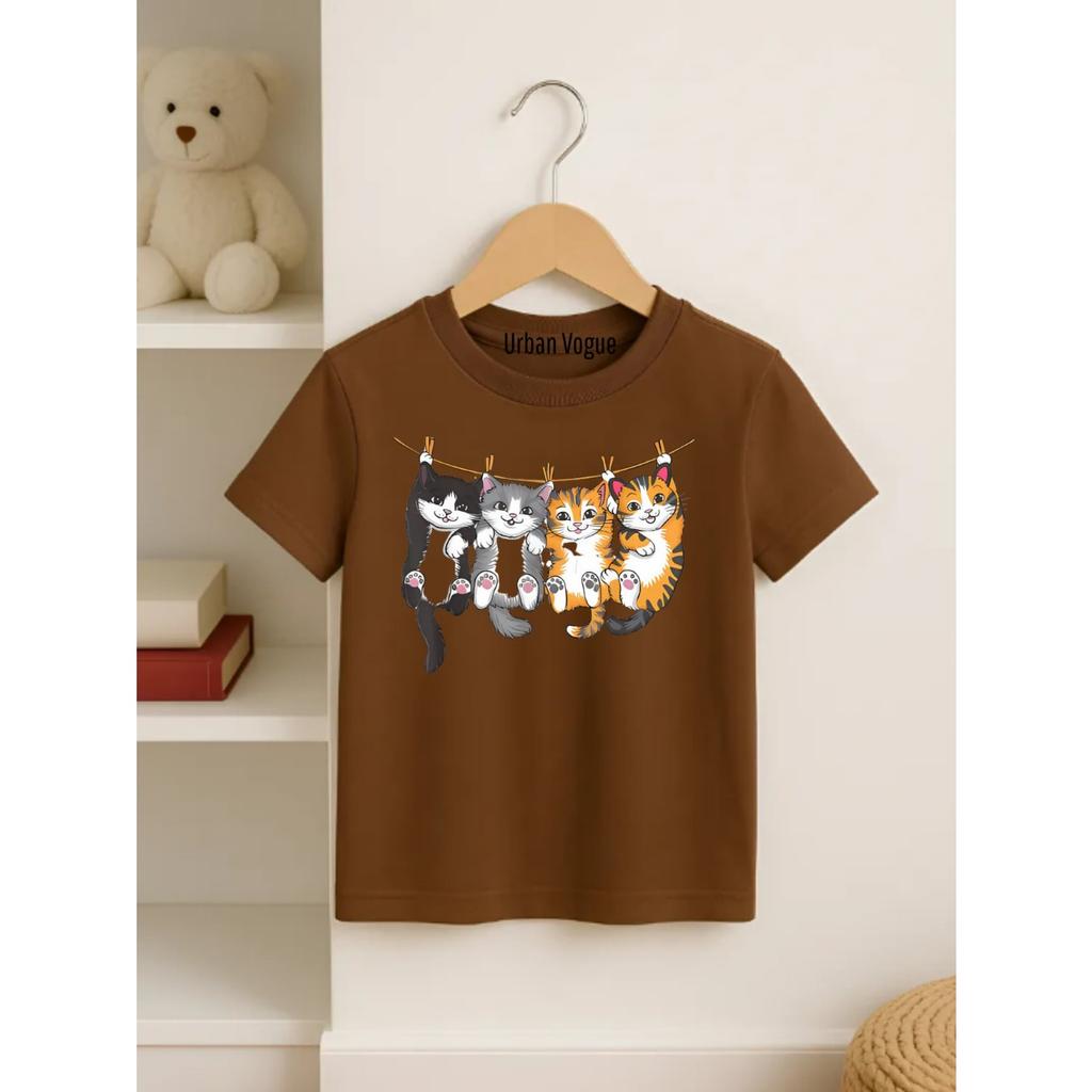 Camiseta Infantil menina Gatinhos no Varal Blusa Básica Menina de Manga Curta com Estampa