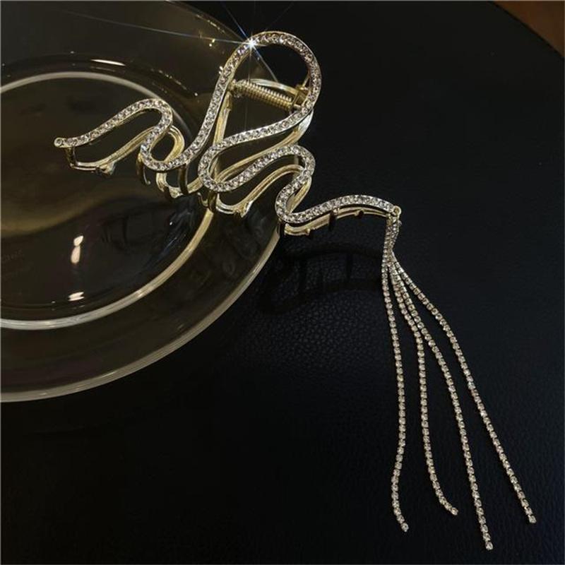 Luxury Hair Pins Tassel Snake Plates Hair Claw Clips Hairpin Large Shark Clip Headdress Hair Accessories Women