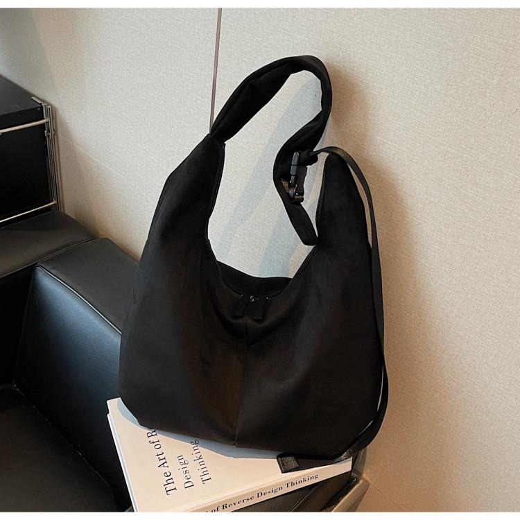 IELGY Ladies Underarm Bag Retro Commuter Suede Fashion Large Capacity Dumpling Bag