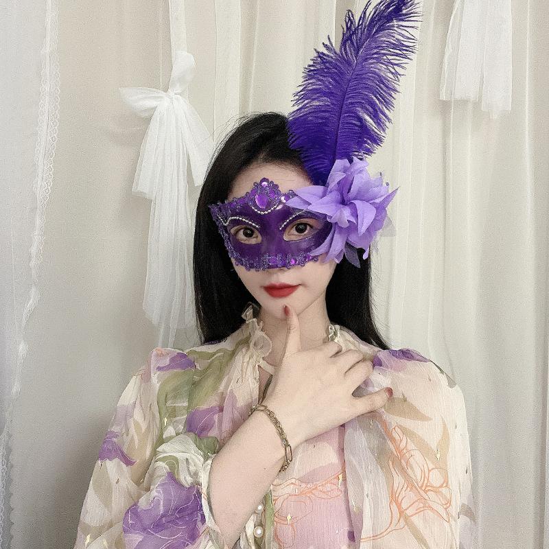 Venetian Party Mask Lightweight Feather Half Face Mask Cosplay Costume Mask High-Quality For Banquet Hall Fun Activity Carnival