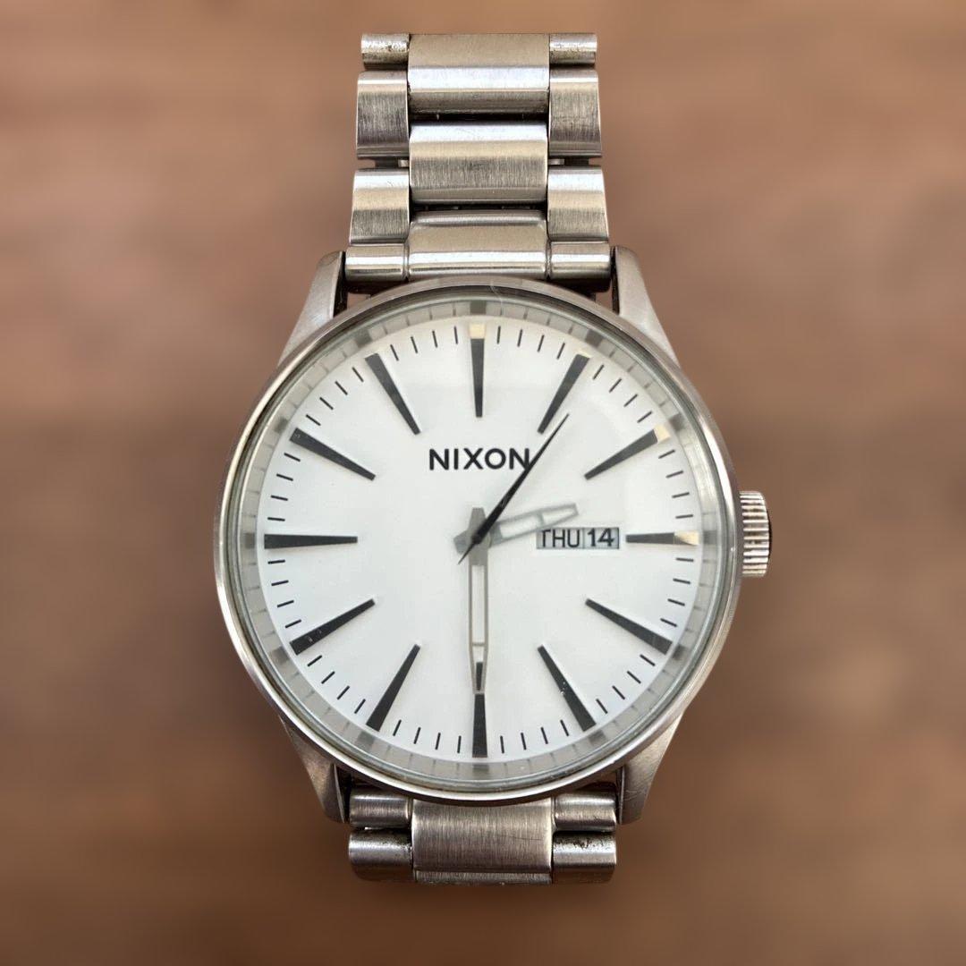 Used Battery replaced NIXON THE SENTORY SS 40mm white watch