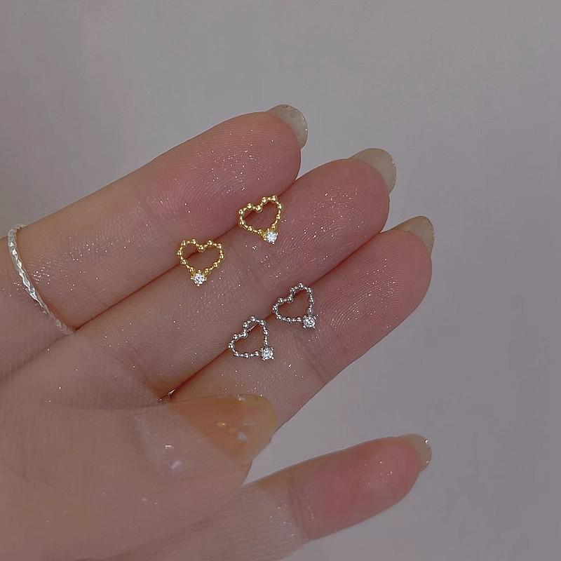 Mini Heart Earrings for Girls - Exquisite Japanese Korean Style with Small Diamond Accent
