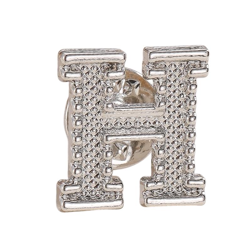A-Z Letter Initial Lapel Pin Brooches Vintage Coat Suit Shirt Badge Party Office Brooch Pins Gifts For Men And Women Accessories
