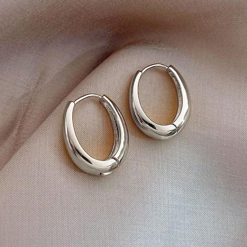 1pair Simple TearDrop Hoop Earrings, Chunky Gold Tone Water Droplet Earrings, U-Shaped Earrings, Oval Hoop Earrings Perfect Gift for Her