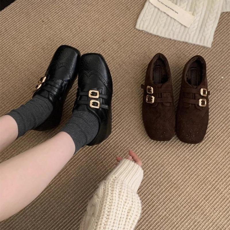 Inner height increase cm~ Fashion retro square head velvet single shoes Winter Brock style British small leather shoes
