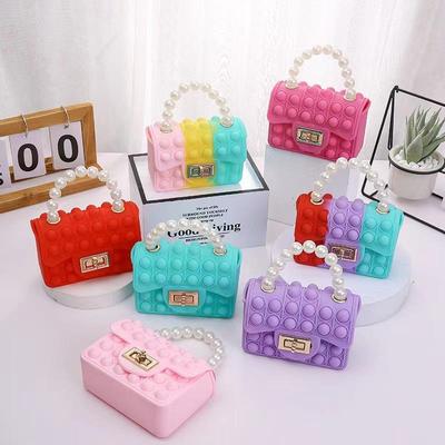 Silikónová taška Love Bubble Jelly, Peňaženka na zmiernenie stresu Popper, Kabelka Pop It s rukoväťou z umelých perál, Roztomilá crossbody taška s retiazkou