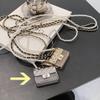 Metall miniveske kjede Crossbody skulderveske Allsidig dekorative klær Hodetelefonveske Skulderveske for kvinner