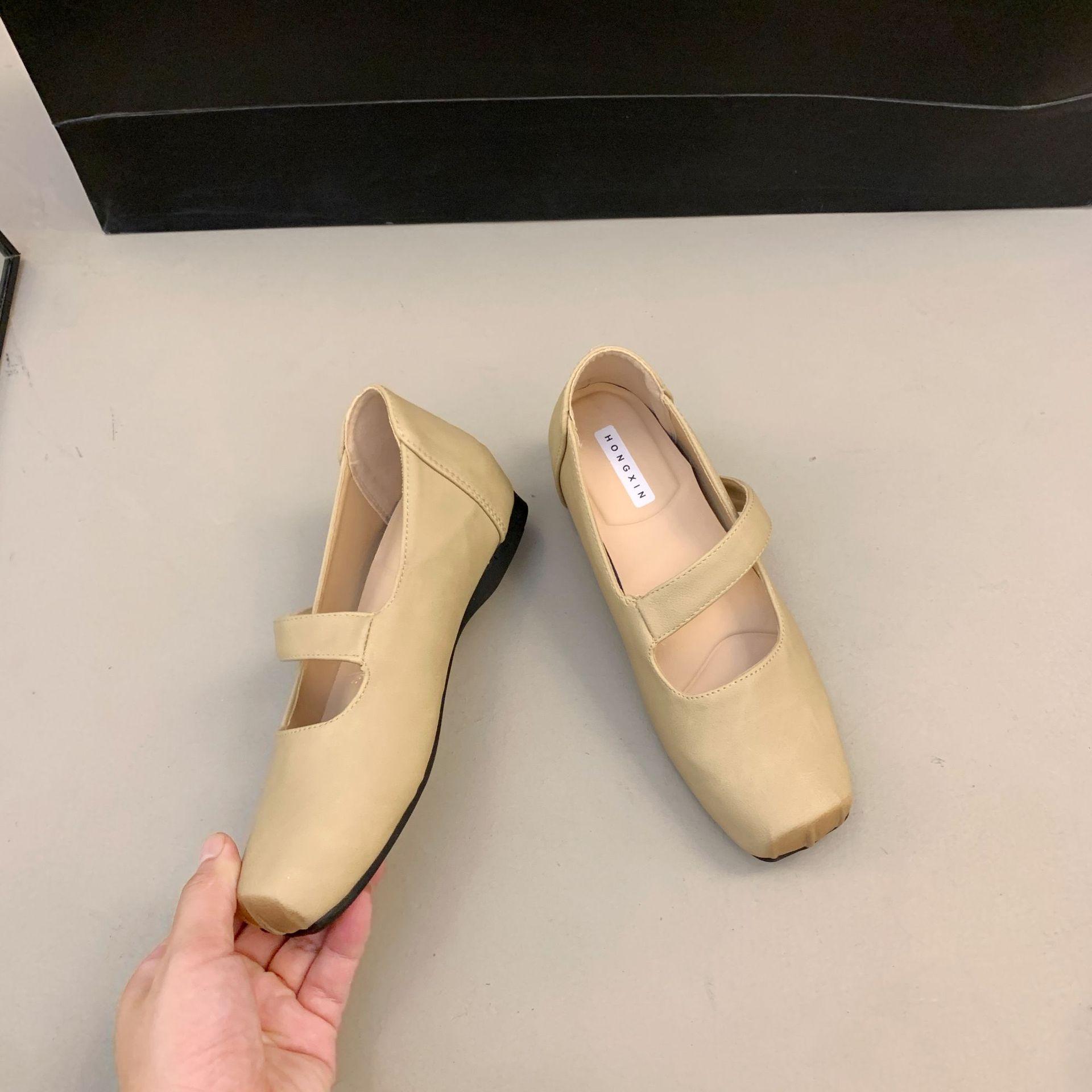 

Французские ретро туфли Мэри Джейн женские осень 2025 новые квадратный носок мелкий вырез одинарные туфли внутренняя высота увеличение мягкая подошва маленькая кожа 40 абрикосовый