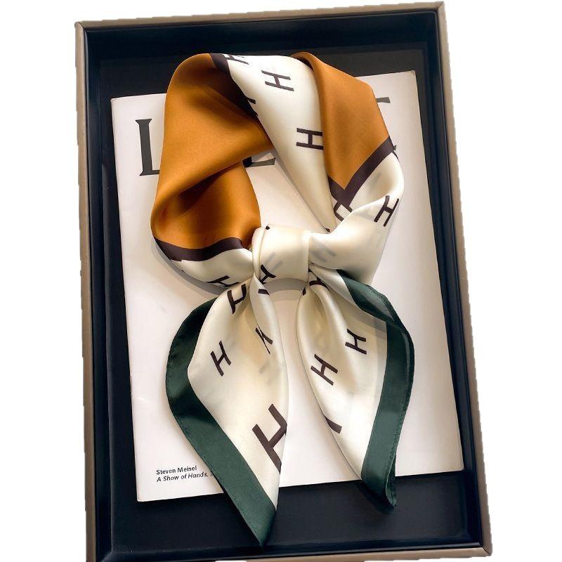 Silk Scarf for Women Square Scarf Versatile Professional Silk Scarf Retro Printed Scarf