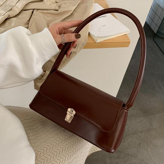 Retro Shoulder Bag Women Small Hobo Handbag Underarm Shoulder Purse for Mobile Phone Lipstick