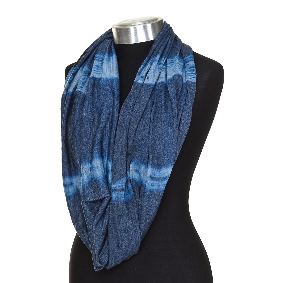 

Воротник-инфинити закрывает шею и лицо из легкой и мягкой ткани Raya 72700 унисекс.