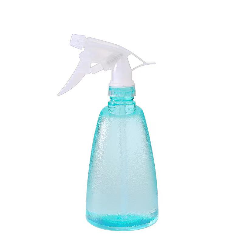Frosted 500ml Nordic Style Watering Can – Candy-Colored Plastic Mist Spray Bottle for Pet and Garden Care