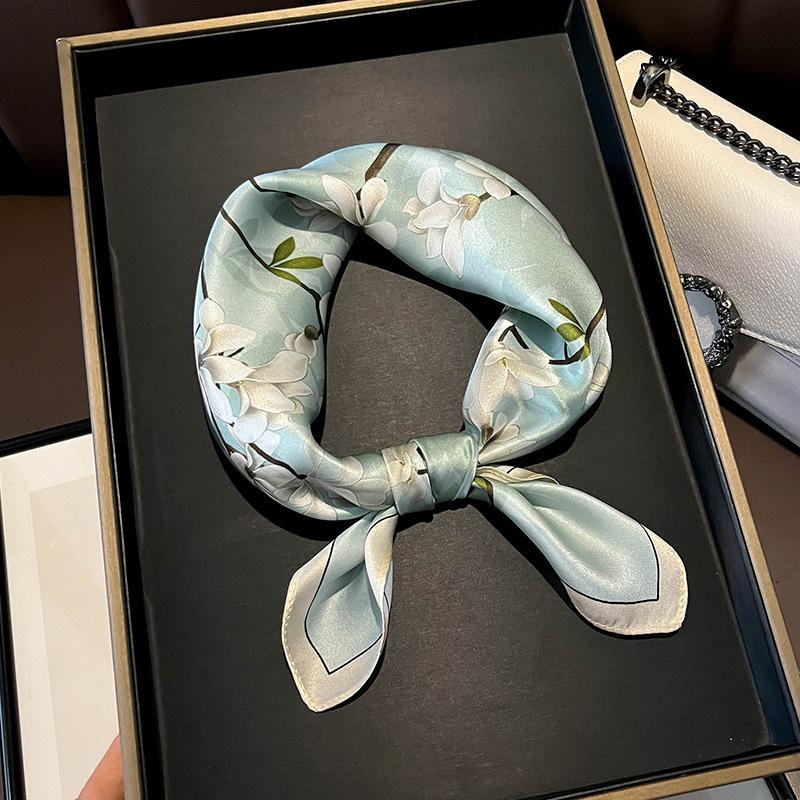 Beige Silk Silk Scarf Small Square Scarf Women's Versatile 111 Mulberry Silk Headband Small Silk Scarf Fashion Small Scarf with Shirt