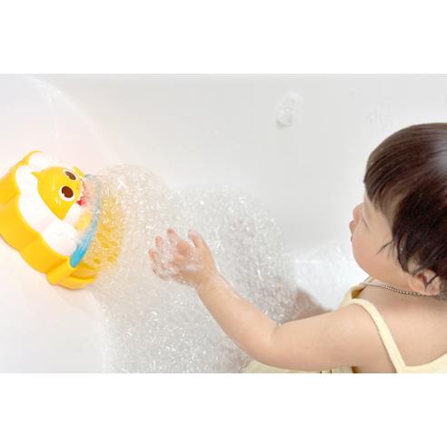 Pinkfong Baby Shark Melody Bubble Toy for Toddlers Musical Bubble Maker Mixed Color 1 Pc